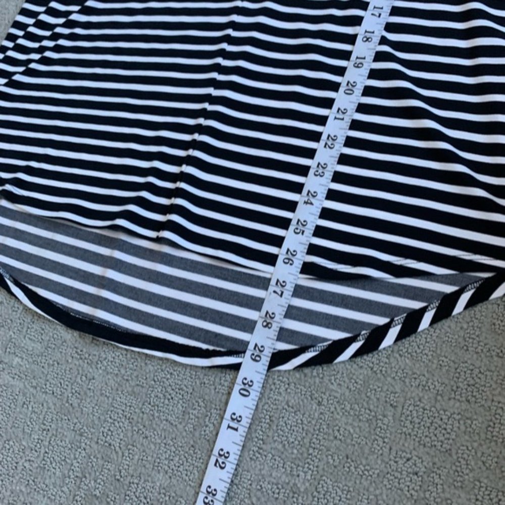 Chico’s Striped Top with Neck Chain Chico’s 2/US L - Picture 8 of 10